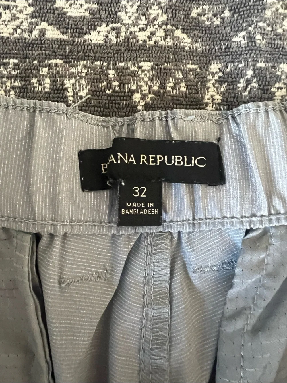 Banana Republic Light Gray Flat-Front Men's Shorts